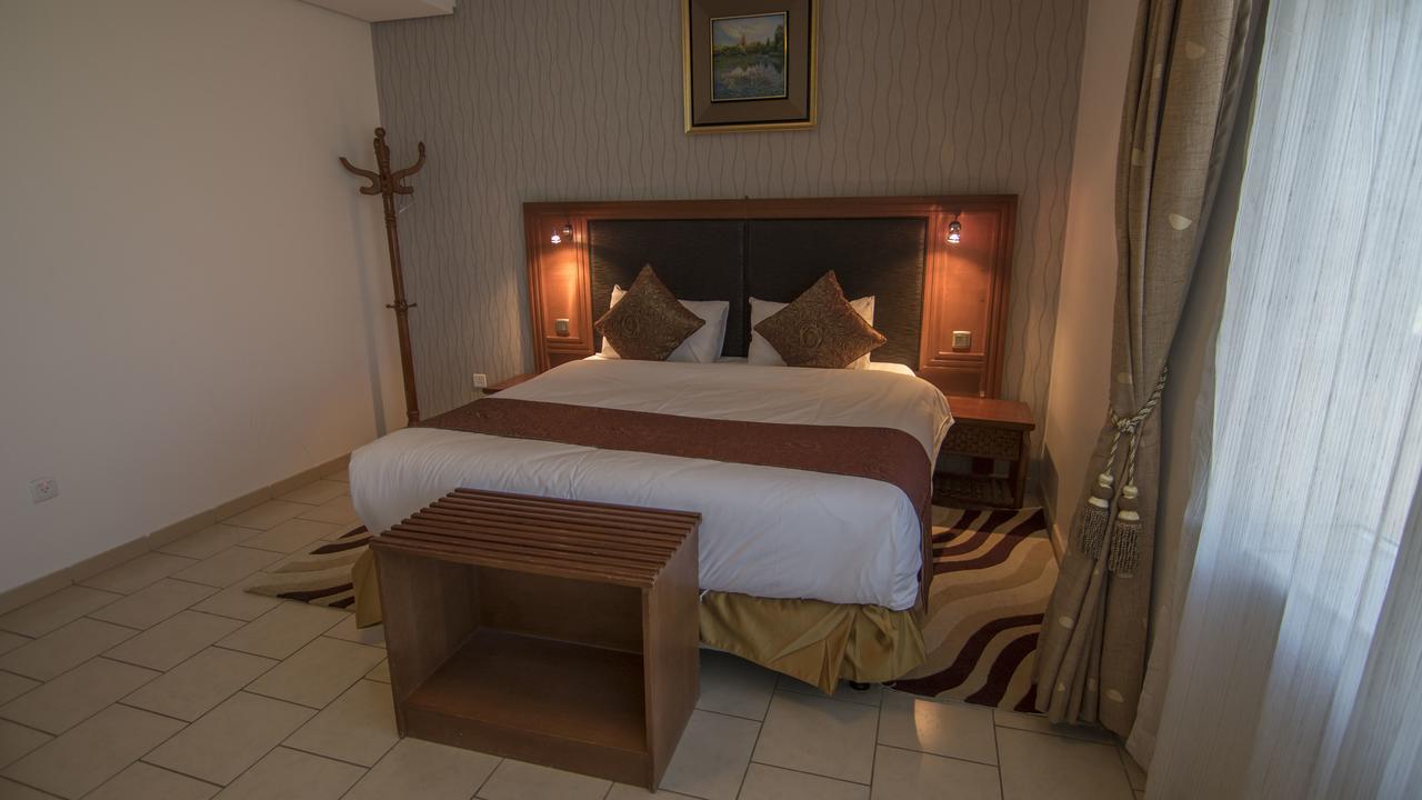 Sadeem Al Fajr Hotel Suites Ta'if Bagian luar foto
